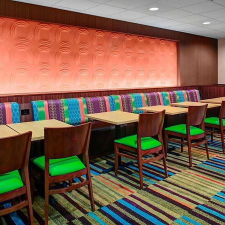 Fairfield Inn And Suites By Marriott Emporia I-95 Kültér fotó