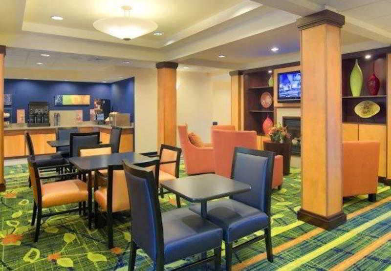 Fairfield Inn And Suites By Marriott Emporia I-95 Kültér fotó