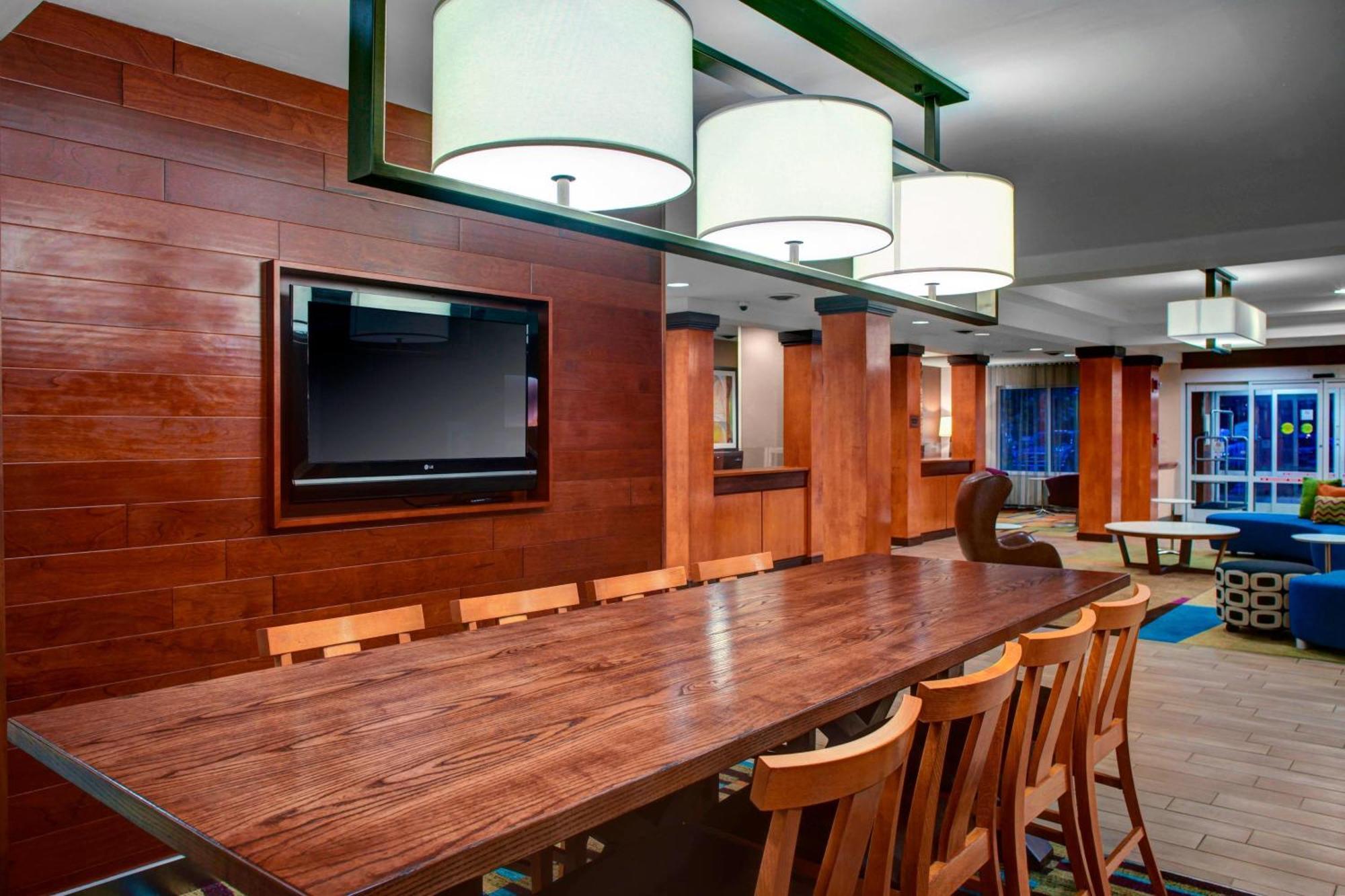 Fairfield Inn And Suites By Marriott Emporia I-95 Kültér fotó