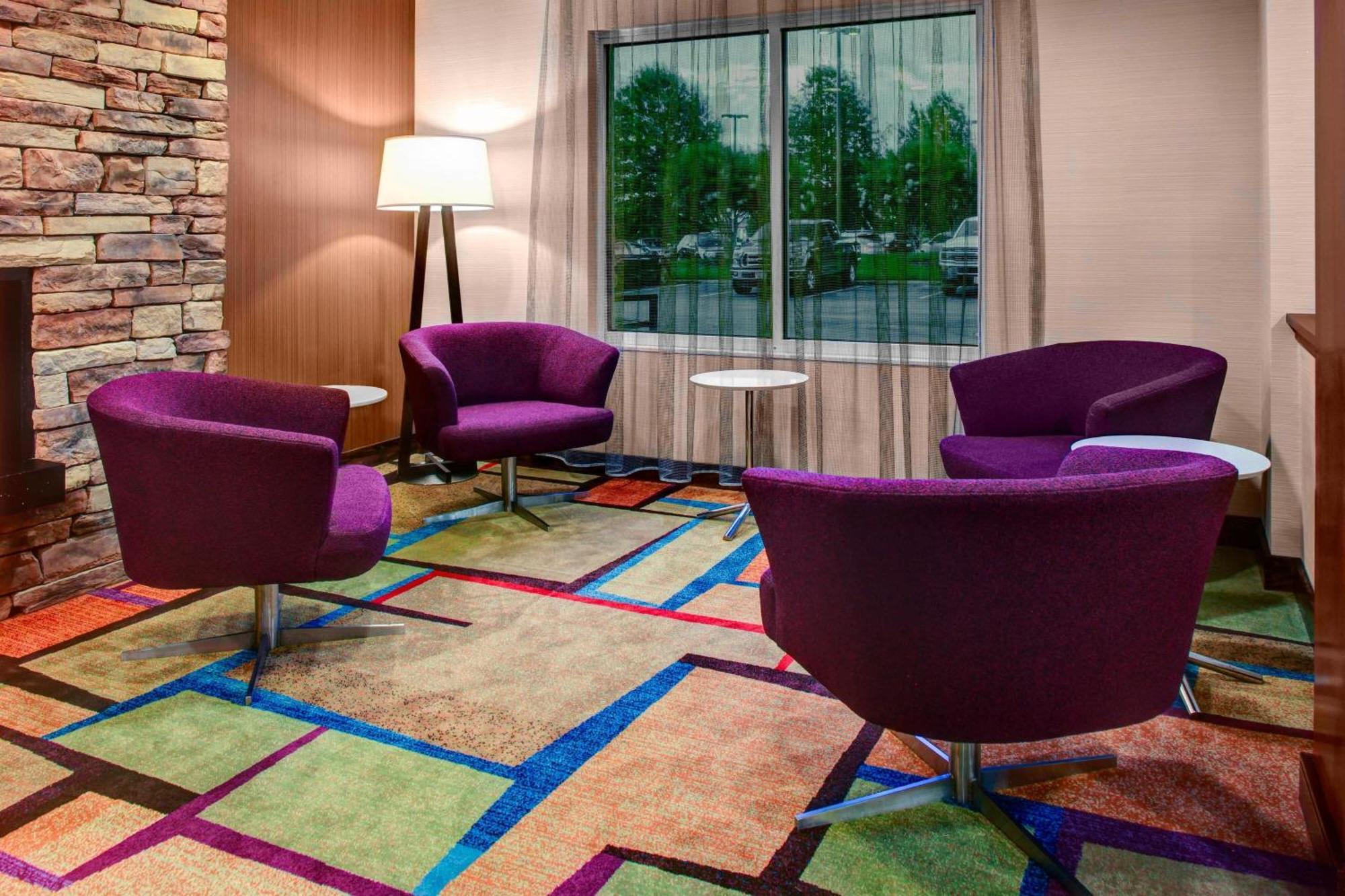 Fairfield Inn And Suites By Marriott Emporia I-95 Kültér fotó
