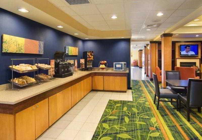 Fairfield Inn And Suites By Marriott Emporia I-95 Kültér fotó