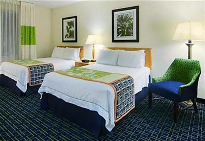 Fairfield Inn And Suites By Marriott Emporia I-95 Kültér fotó